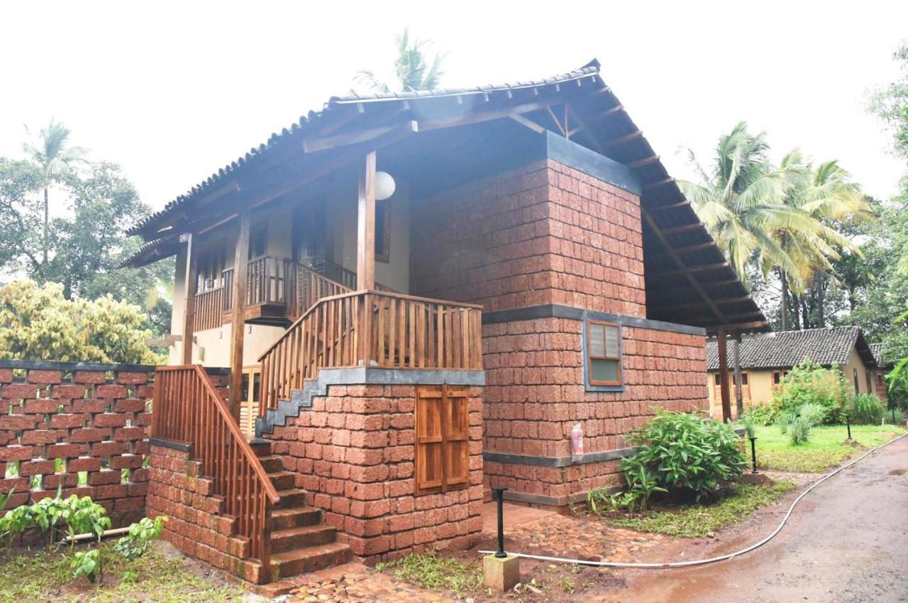 The Orchard Resort Belgaum Exteriör bild